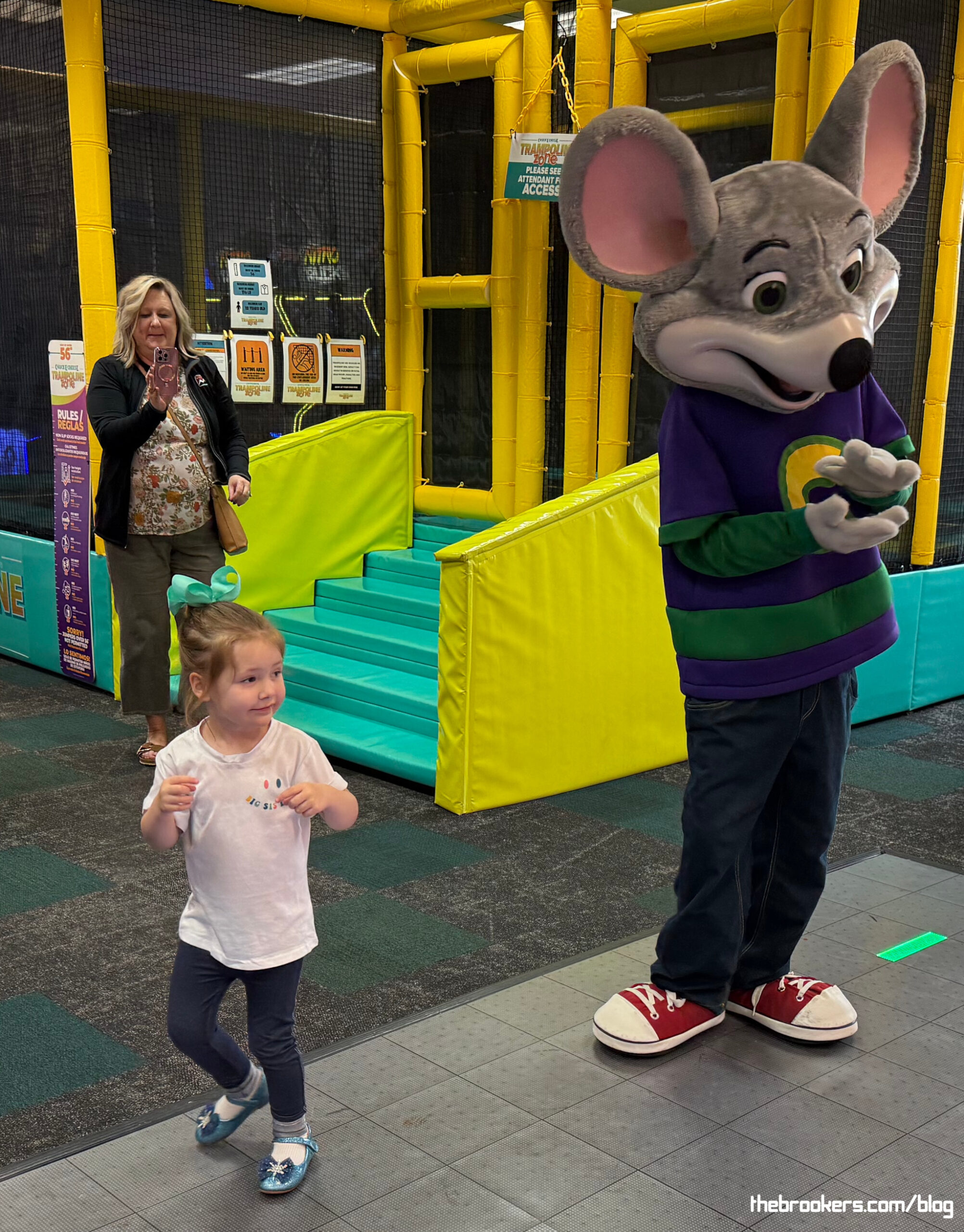 Chuck E. Cheese 7 Chuck E. Cheese